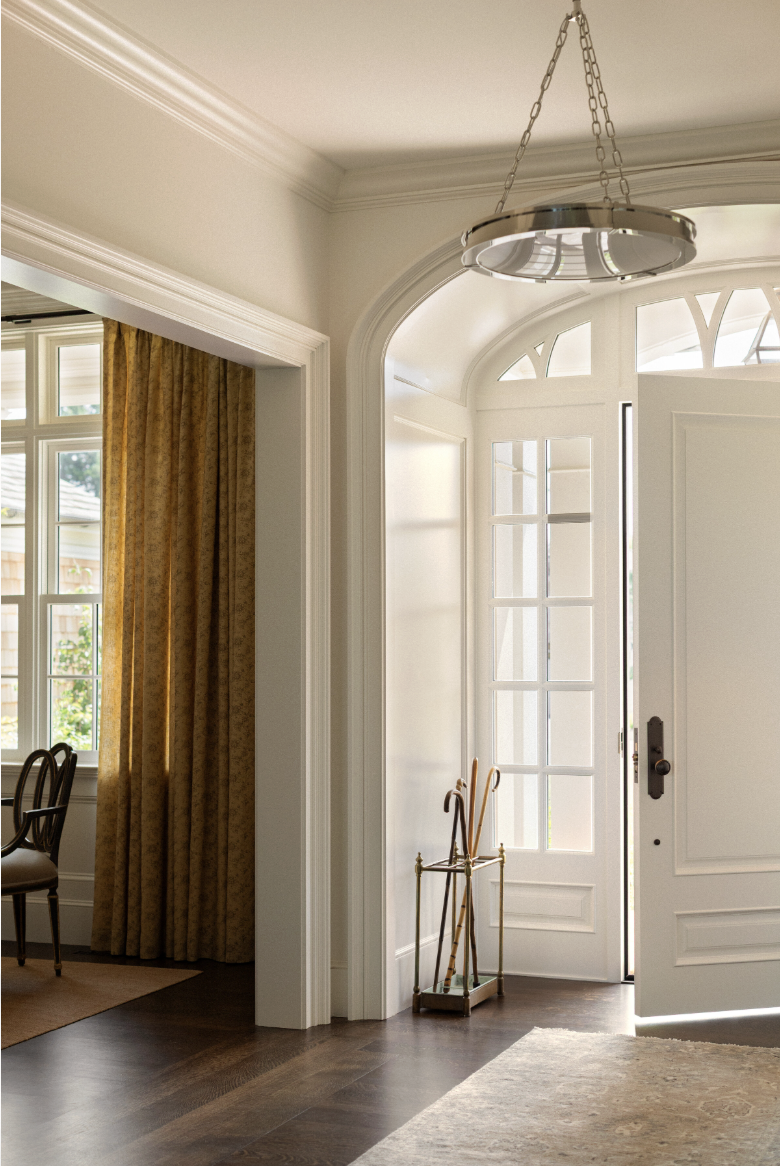 Beauty, sophistication, and attention to detail are just a few of the things that come to mind when we think of Marianne Simon Interiors' beautiful designs. It’s those little things that we think make Simon’s work shine the very most. But don’t take our word for it,  tour this gorgeous home with neutral interior design, and you'll see for yourself!   