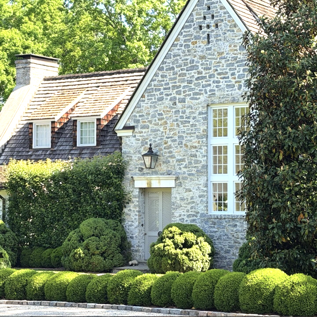7 Stunning Homes Where Boxwoods Steal the Show