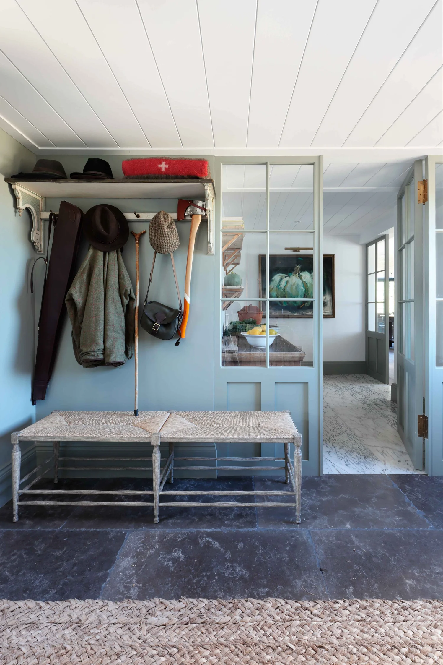 Charming Mudroom Ideas for A Stylish Entryway