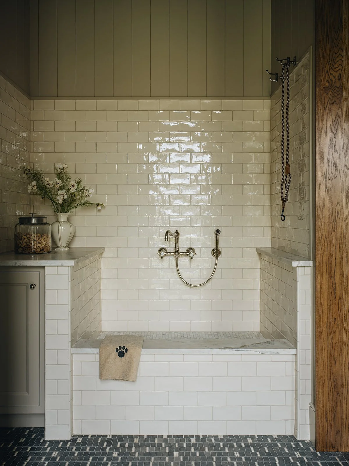 Relax, brew an extra cup of coffee and take a peek at this Jean Stoffer designed home, beautifully photographed by Stoffer Photography Interiors, that is so unforgettably chic you’ll undoubtedly find yourself daydreaming about a few little changes for you own home.  - love the dog bath