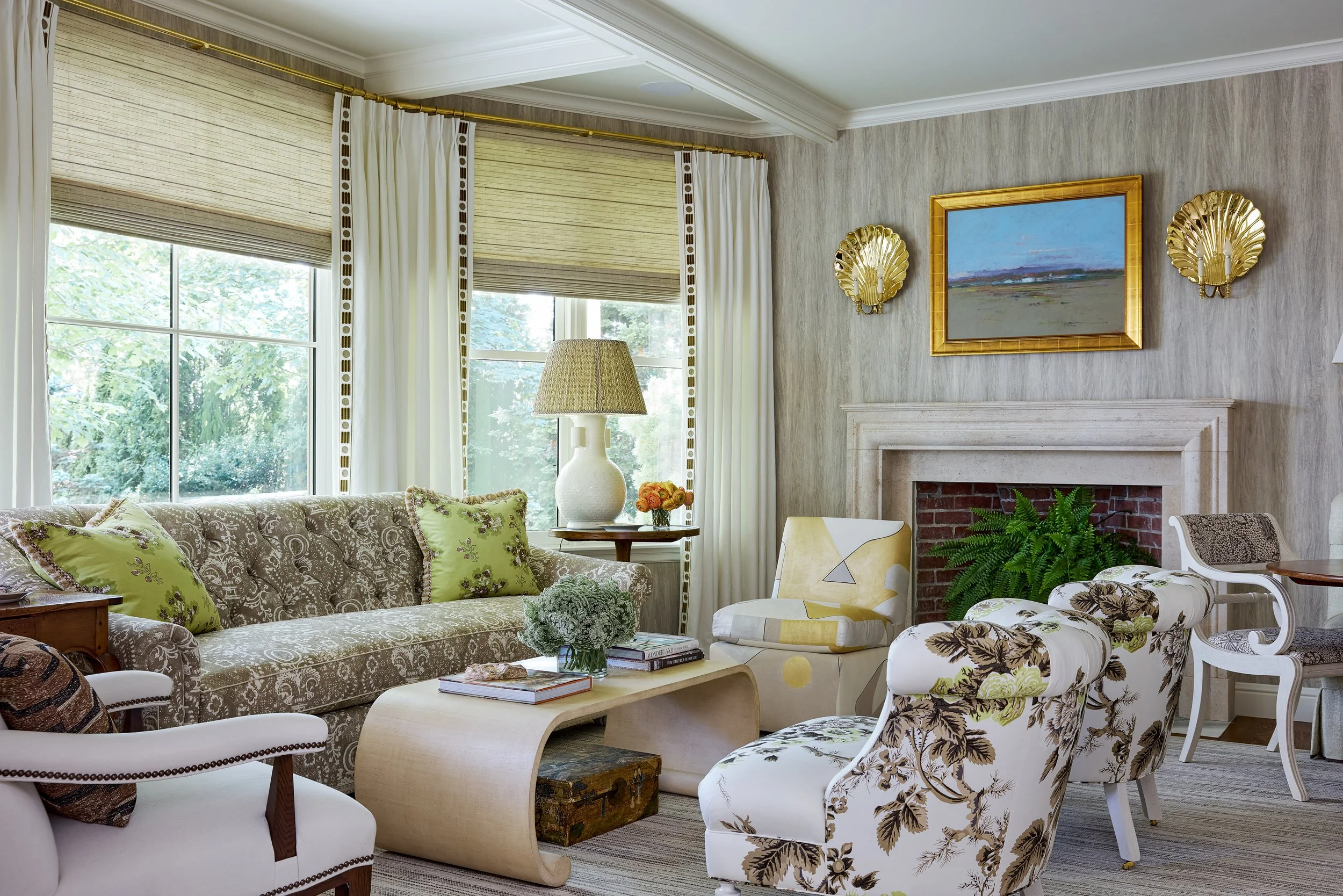 Chic, inviting interiors with just the right amount of personality are hallmarks of this talented designer’s style. Take a break, and take a peek at this beautiful Manchester-by-the-Sea home designed by Honey Collins Interiors. Living room design