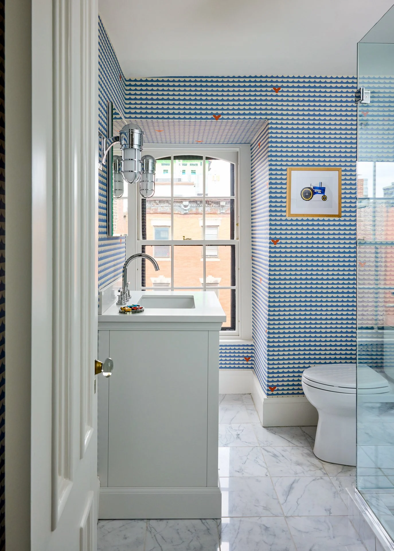 We hope you enjoy every ounce of this home from Honey Collins as much as we did. Step inside and then take another peek so you don’t miss a single detail! Liz Daly Photographer