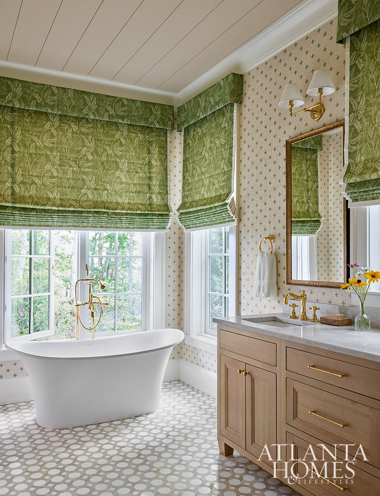 Source: Atlanta Homes & Lifestyles | Interior Design: Carolyn Kendall of Alcott Interiors | Shannon Hargrove of Logan Custom Homes | Emily Followill Photography