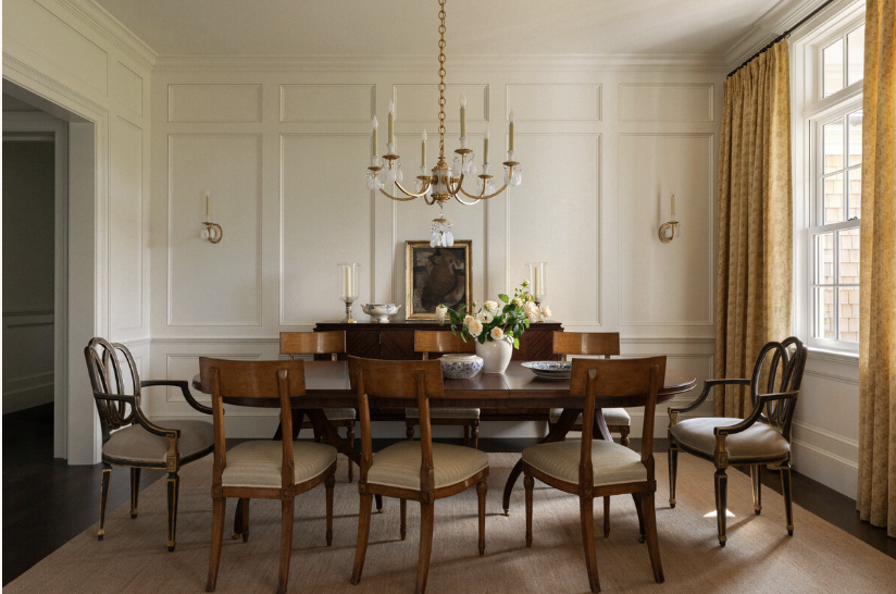 We hope you are having a great weekâand are in the mood for a timeless home tour, a one-of-a-kind place in Lake Washington, designed by the talented Marianne Simon Interior Design, beautifully photographed by Aimee Mazzenga, and styled by Cate Ragan, Stylist. - dining room with paneled molding