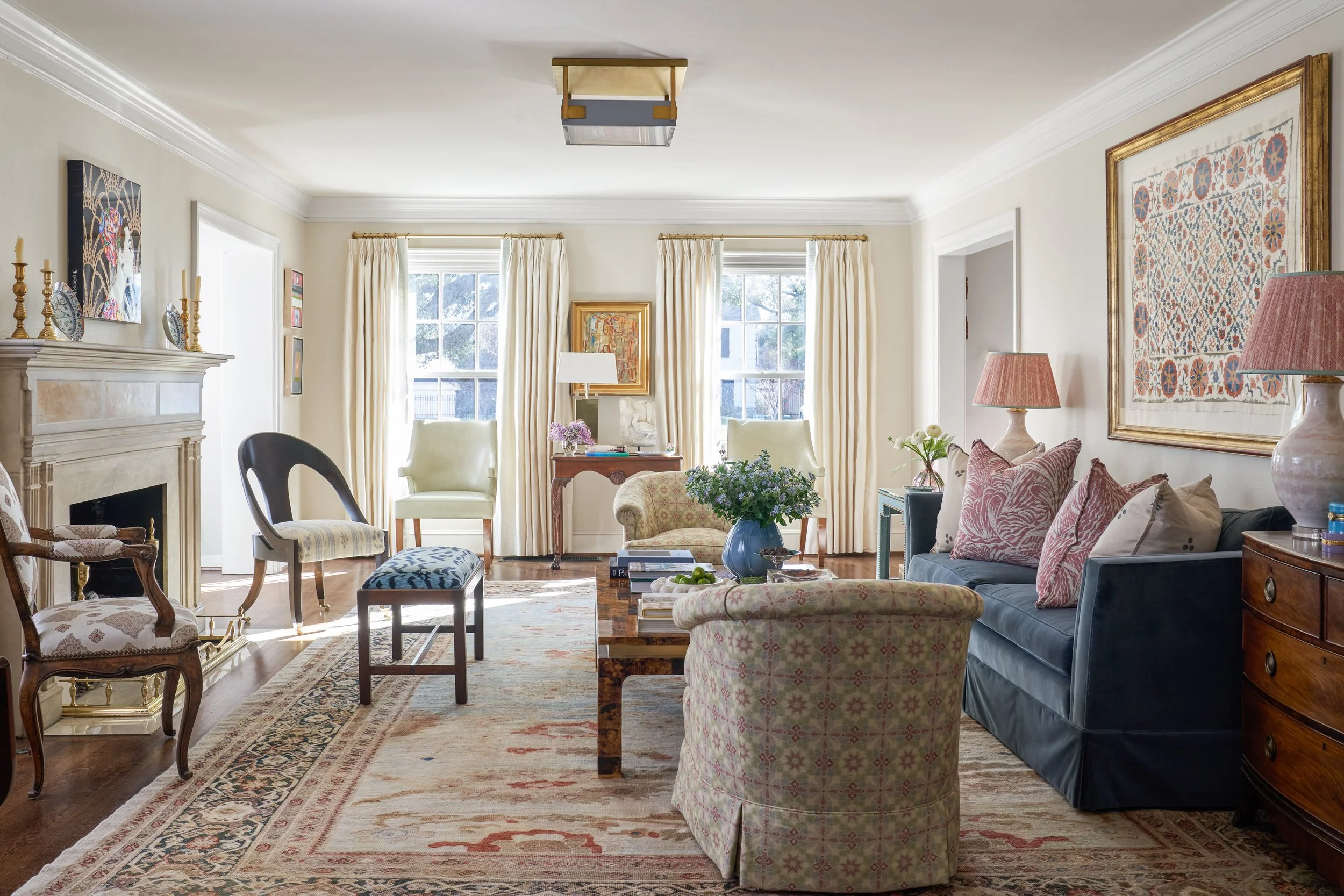 Mary Beth Wagner Interiors | Nathan Schroder Photography - In our lives and in our homes, the best things in life are quite often the ones that stand the test of time. They are undoubtedly one of the most classic parts of a design scheme, often passed down from generation to generation. When it comes to flooring, we think that nothing can make a statement quite like a fabulous rug. Love this neutral living room