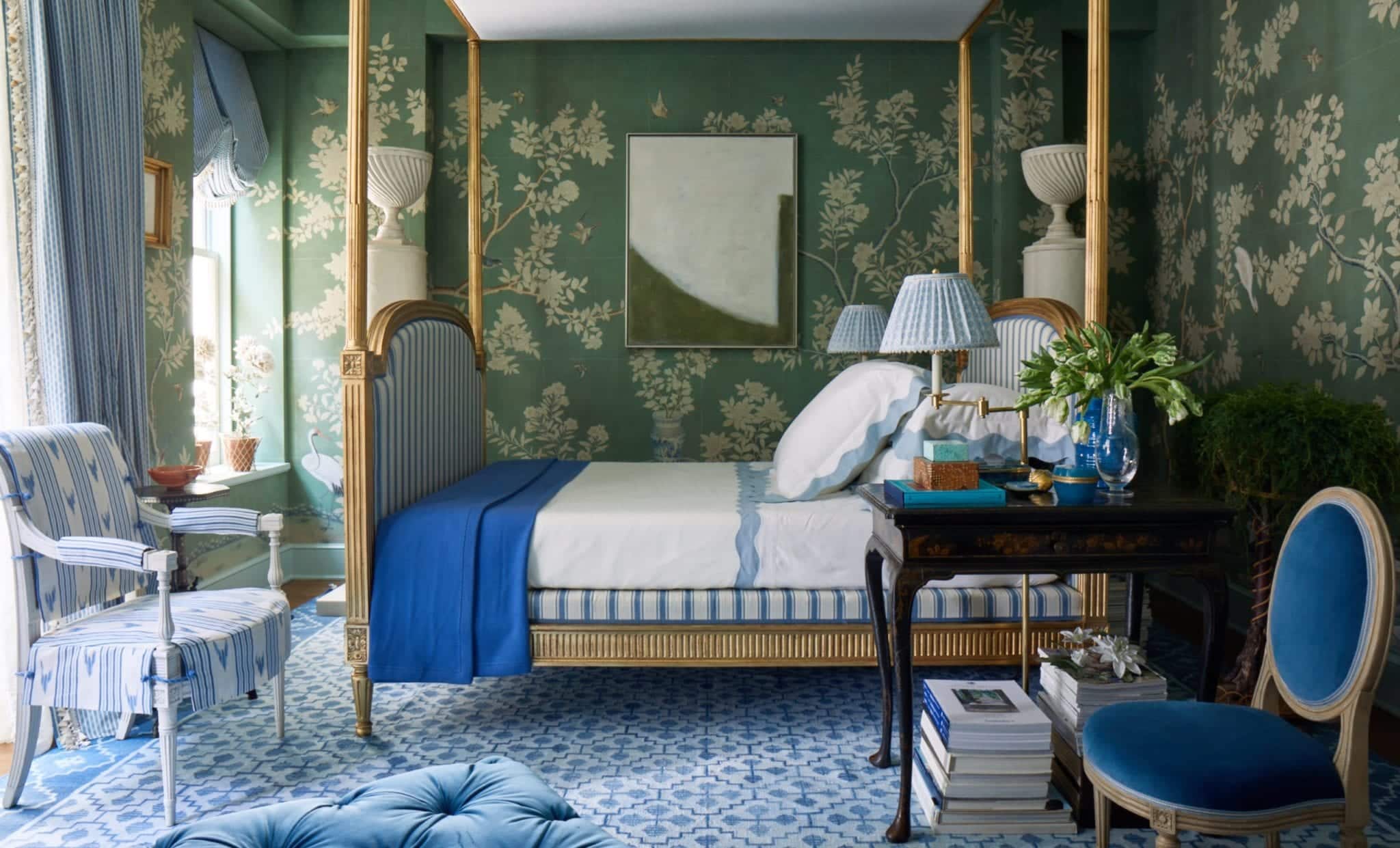 Mark Sikes Design | Amy Neunsinger Photographer - Chinoiserie - blue and white bedroom