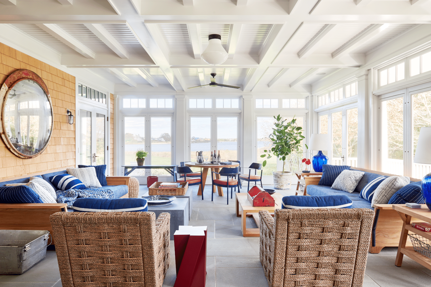 Wow-Worthy Mark Cunningham Designed Home - design chic - timeless design