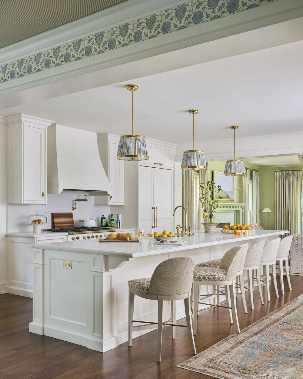 We are so excited to see this gorgeous Dallas home designed by Jenkins Interiors and photographed by K8 Creative. love the blue pendants in the kitchen