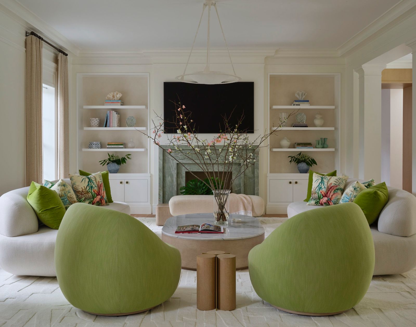 Tour a Stunning Palm Beach Home With Modern and Classic Style